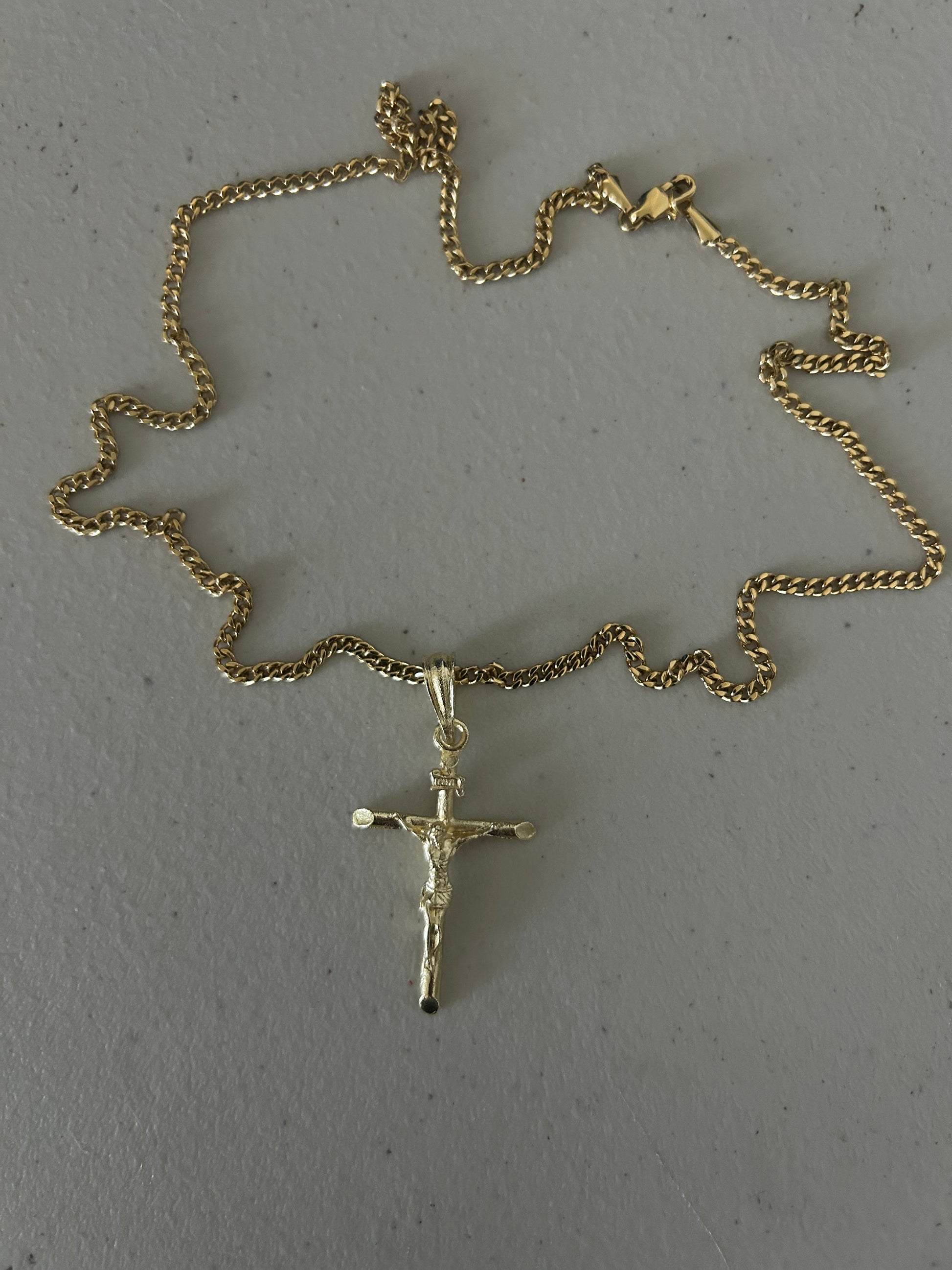 “GOLDEN REDEEMER” Crucifix Pendant – 14K Gold-Plated